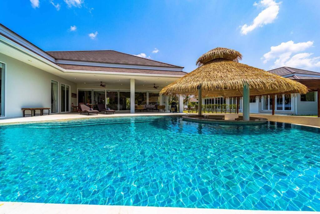 Luxury 7 Bedroom Pool Wl67 Villa *