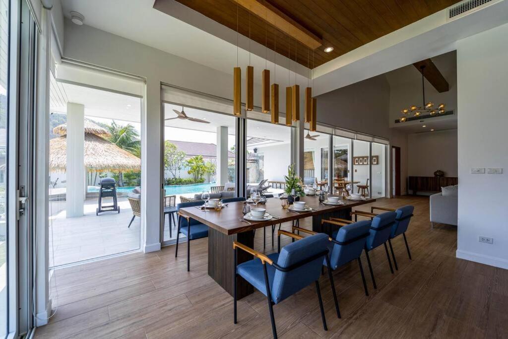 Luxury 7 Bedroom Pool Wl67 Villa HHQ