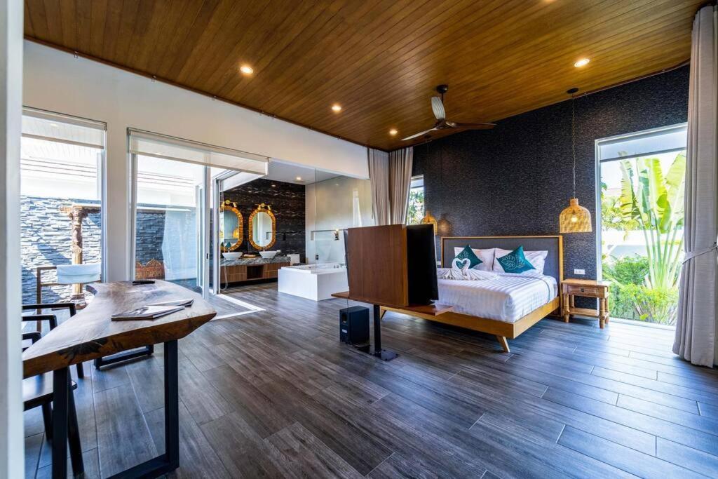 Luxury 7 Bedroom Pool Wl67 Villa *