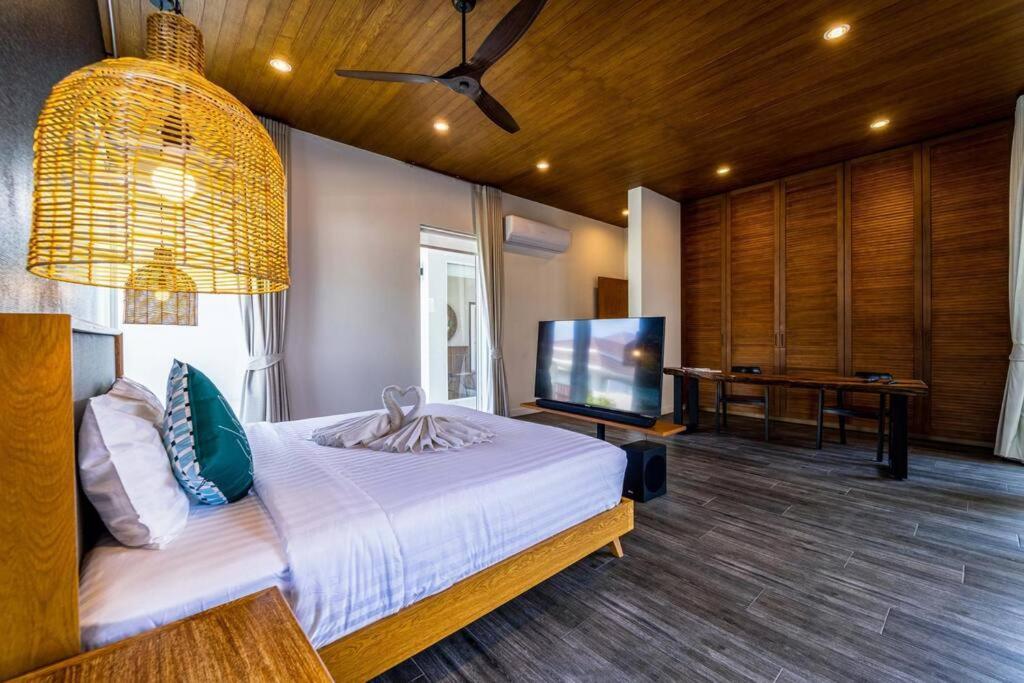 Villa Luxury 7 Bedroom Pool Wl67 *