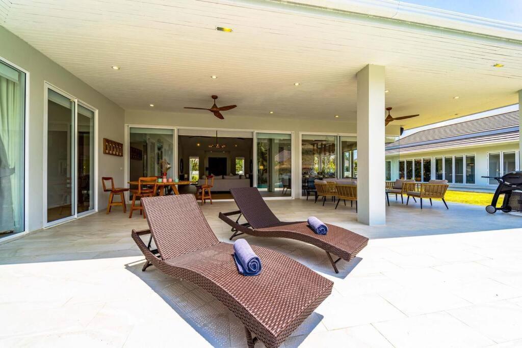 Luxury 7 Bedroom Pool Wl67 HHQ
