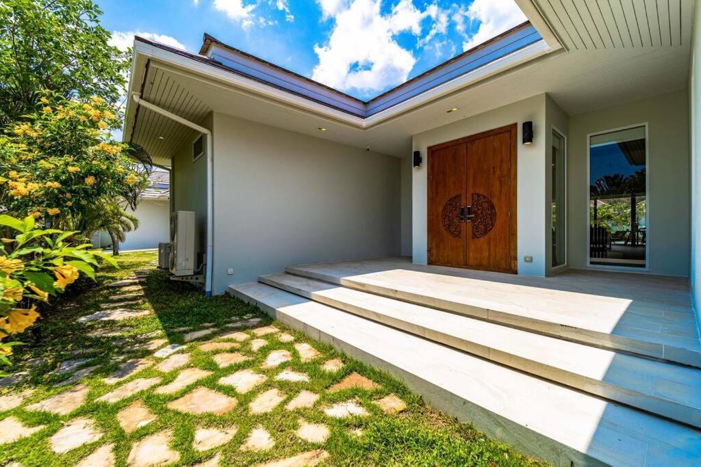 Villa Luxury 7 Bedroom Pool Wl67 HHQ