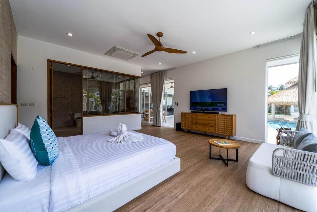 Villa Luxury 7 Bedroom Pool Wl67 *