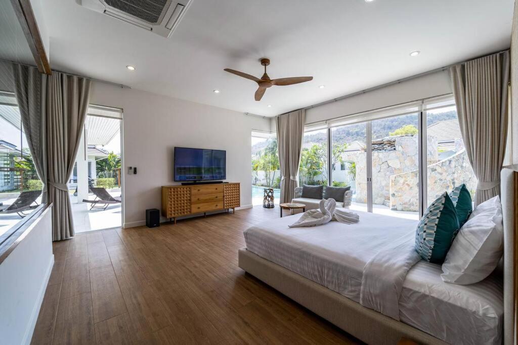 Luxury 7 Bedroom Pool Wl67 *