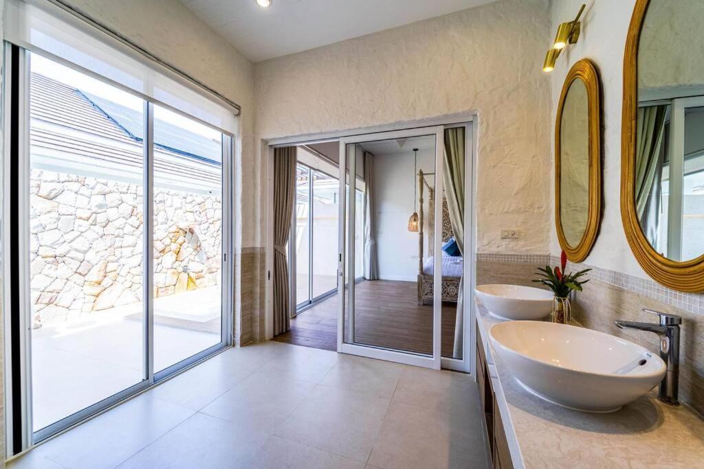 Villa Luxury 7 Bedroom Pool Wl67 *